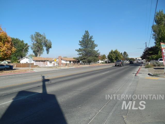 1910 American Legion Blvd Property Photo 8