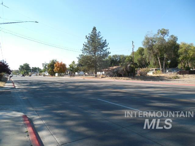 1910 American Legion Blvd Property Photo 9