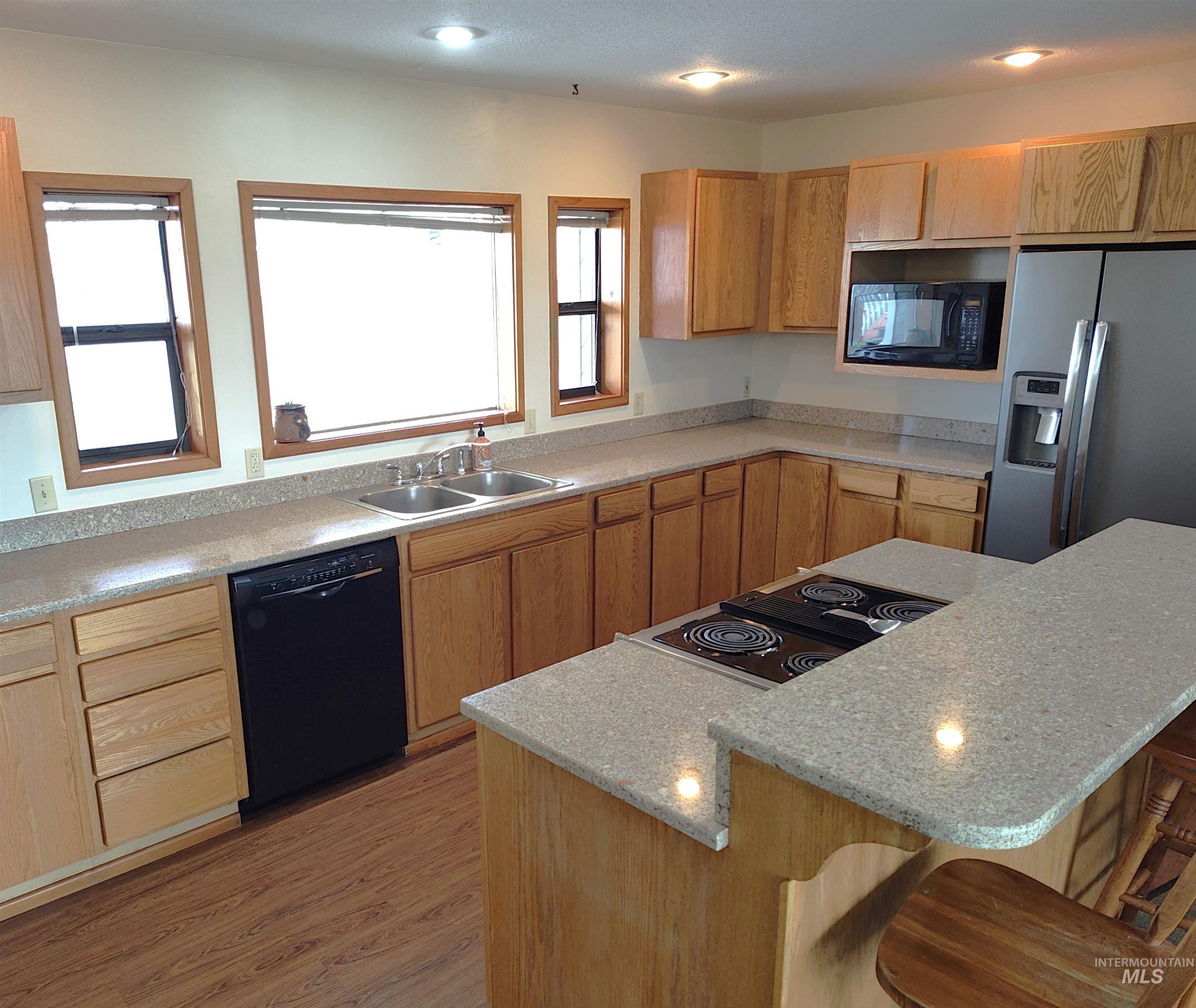 28 Red Barn Lane Property Photo 10