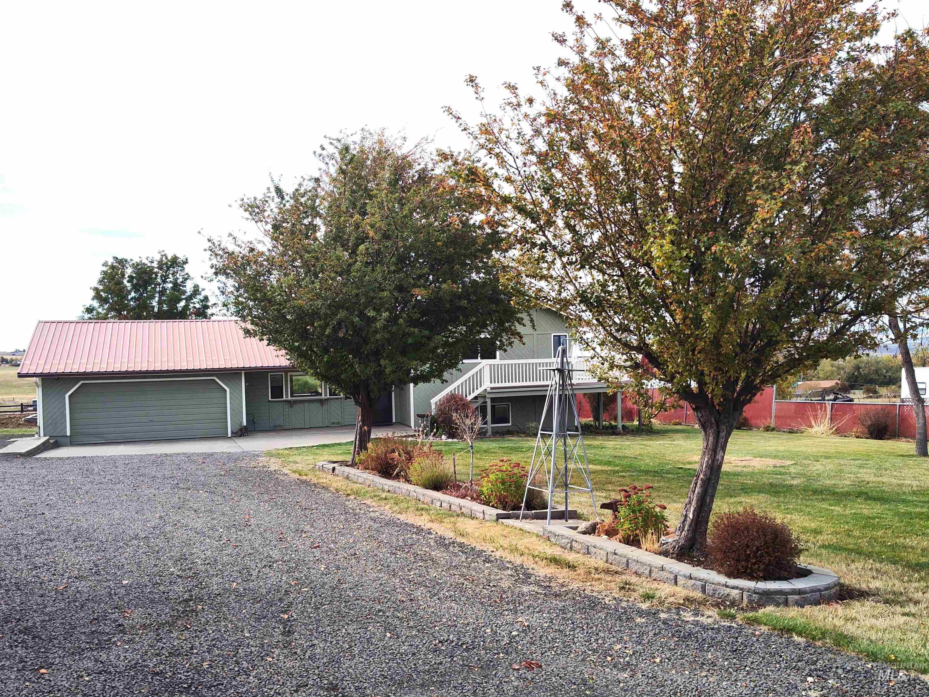 28 Red Barn Lane Property Photo 32