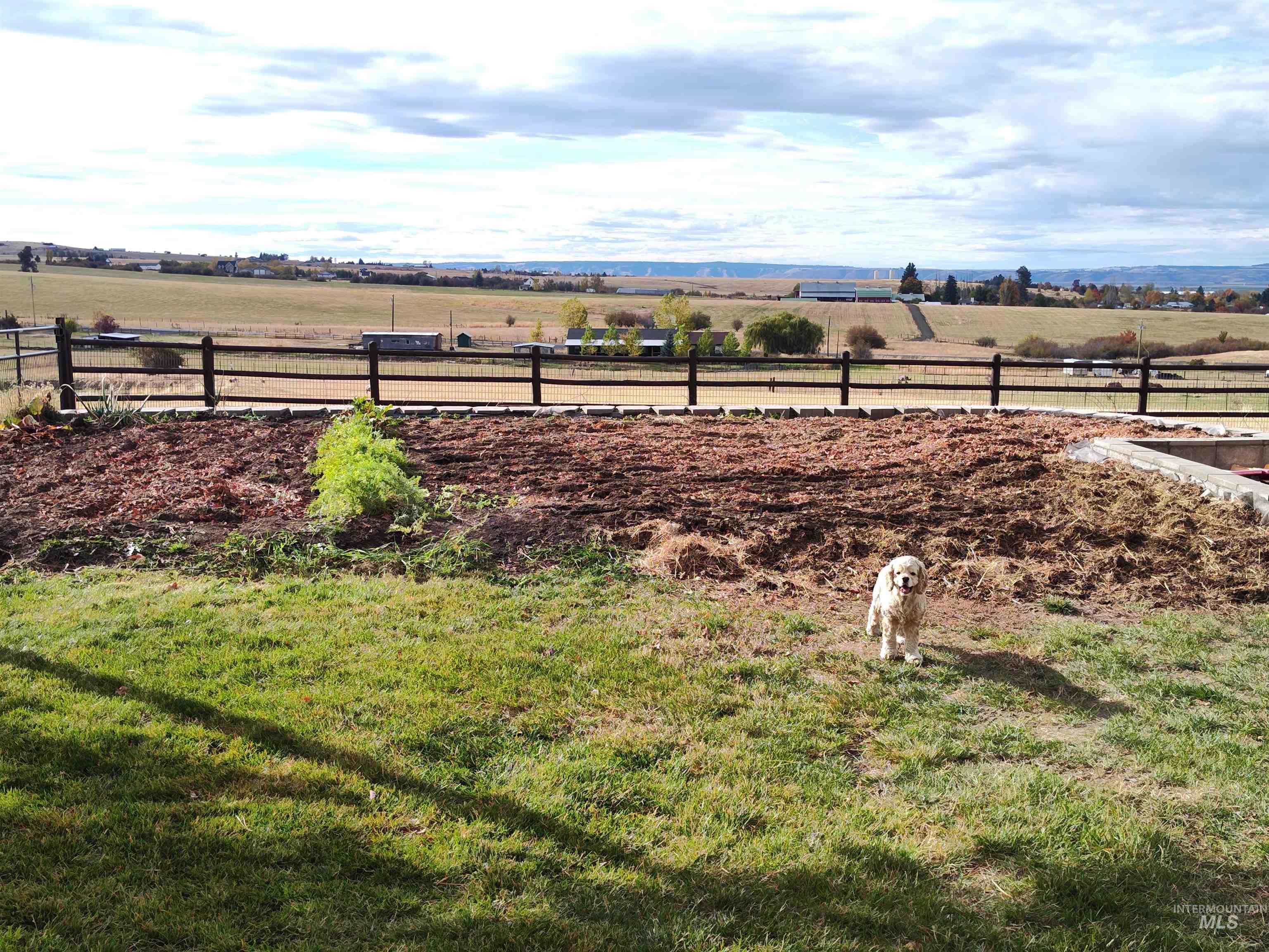 28 Red Barn Lane Property Photo 49