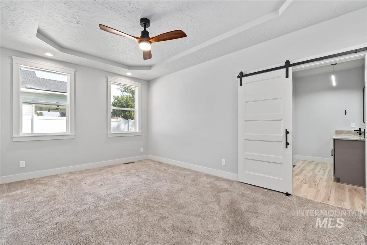 415 Cutlass Property Photo 23