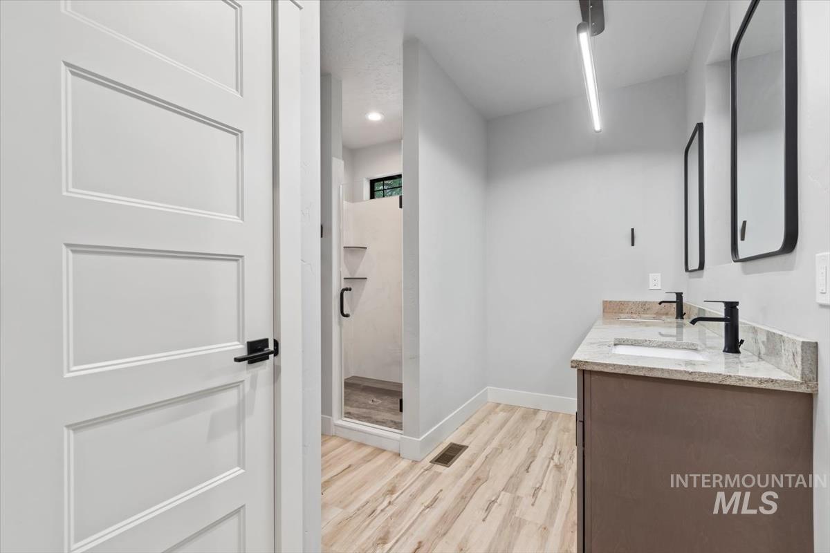 415 Cutlass Property Photo 26