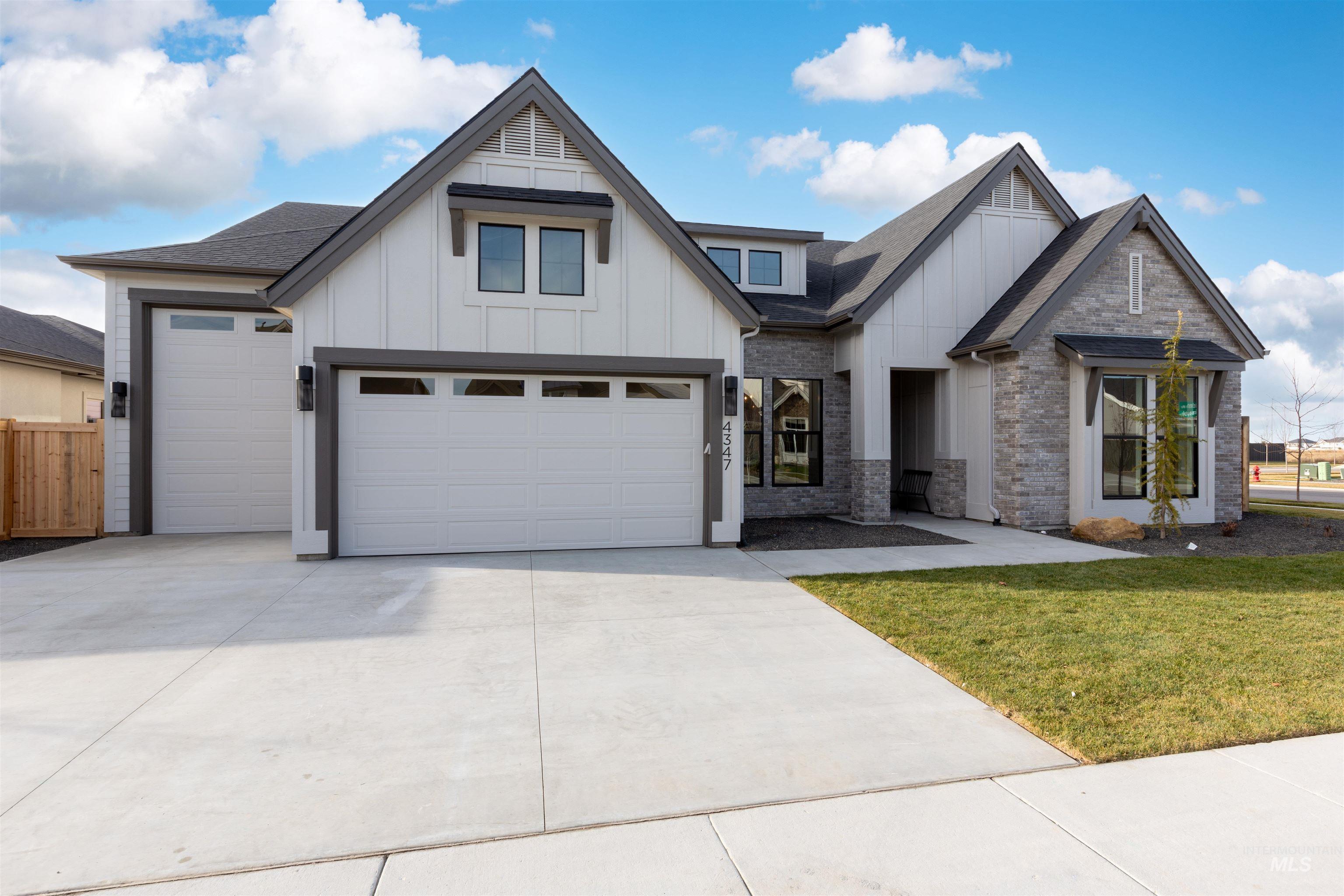 4347 N Madden Way Property Photo 1