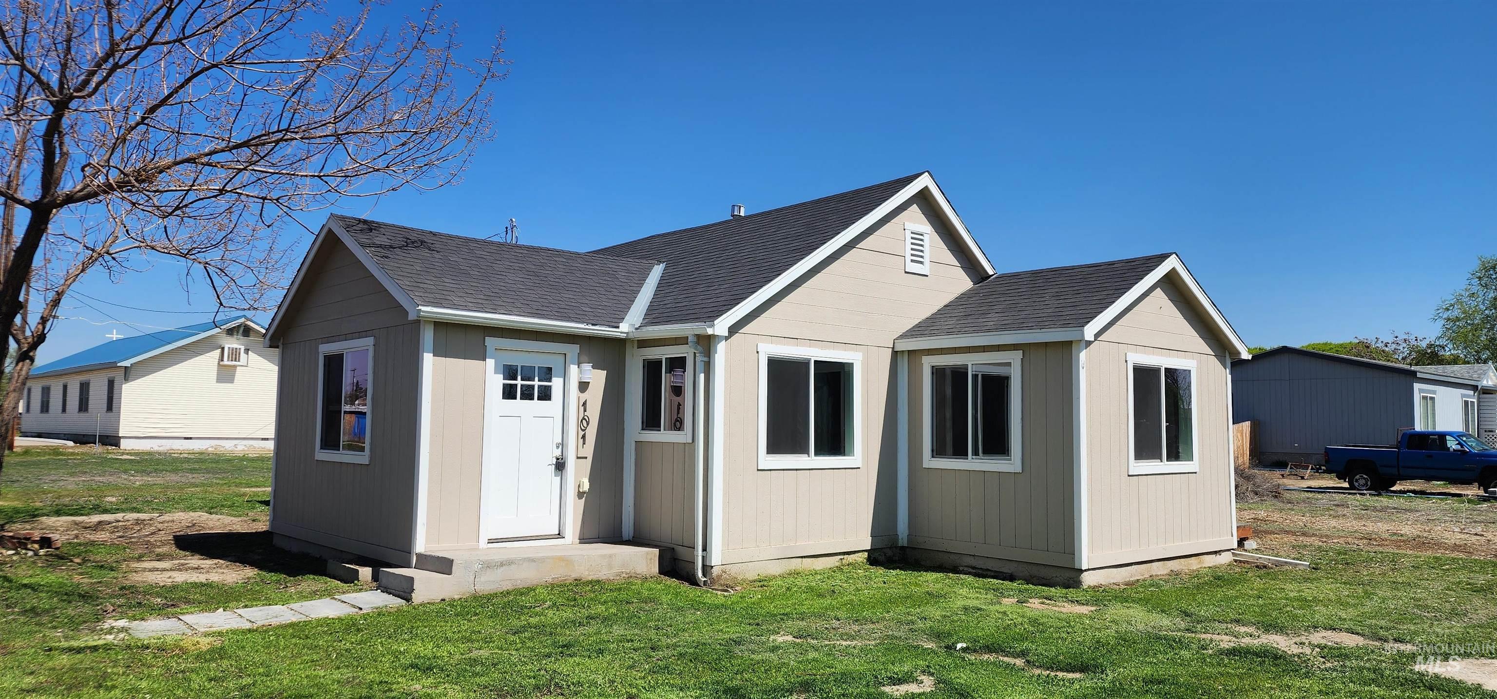 Stocktons Sout Real Estate Listings Main Image