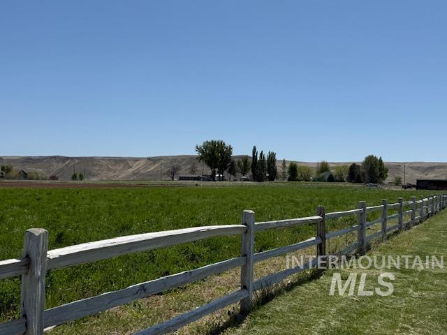 9013 W Cambridge Ct Property Photo 3