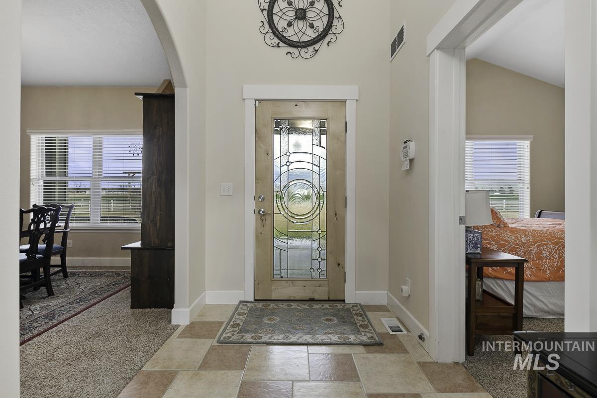 9013 W Cambridge Ct Property Photo 5