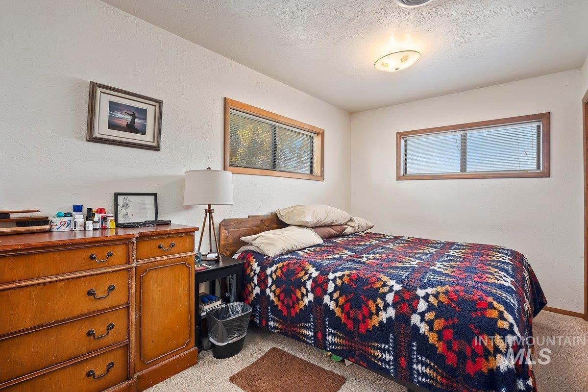 2207 E 3762 N Property Photo 17