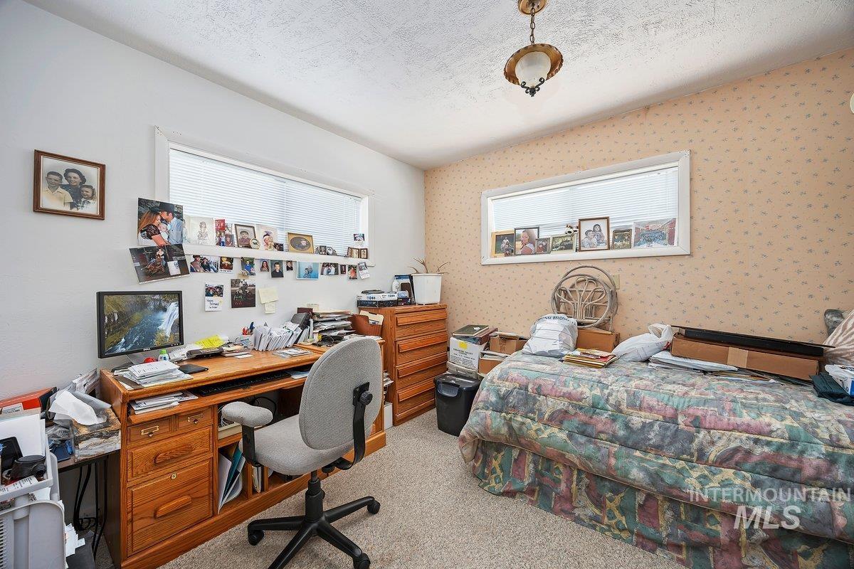2207 E 3762 N Property Photo 19