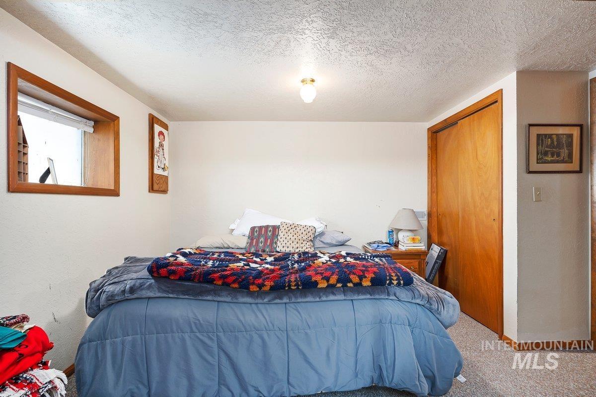 2207 E 3762 N Property Photo 22