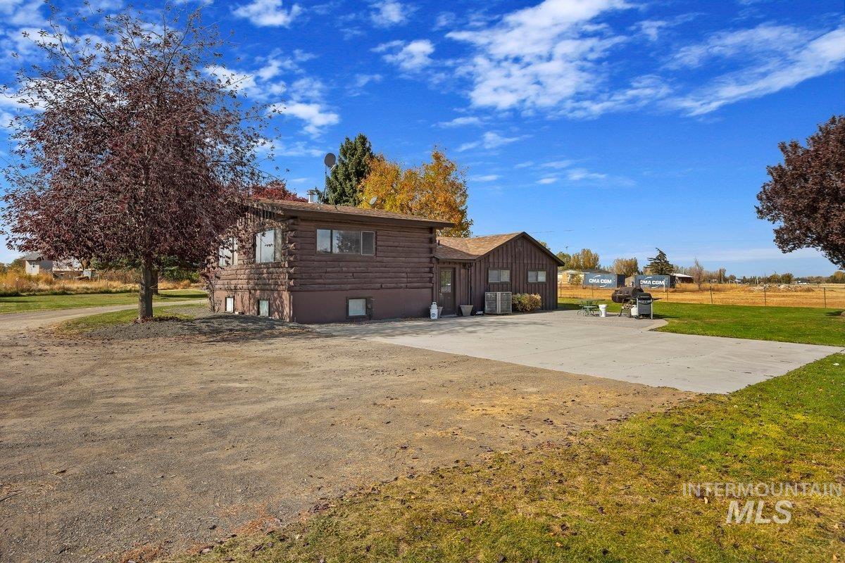 2207 E 3762 N Property Photo 25