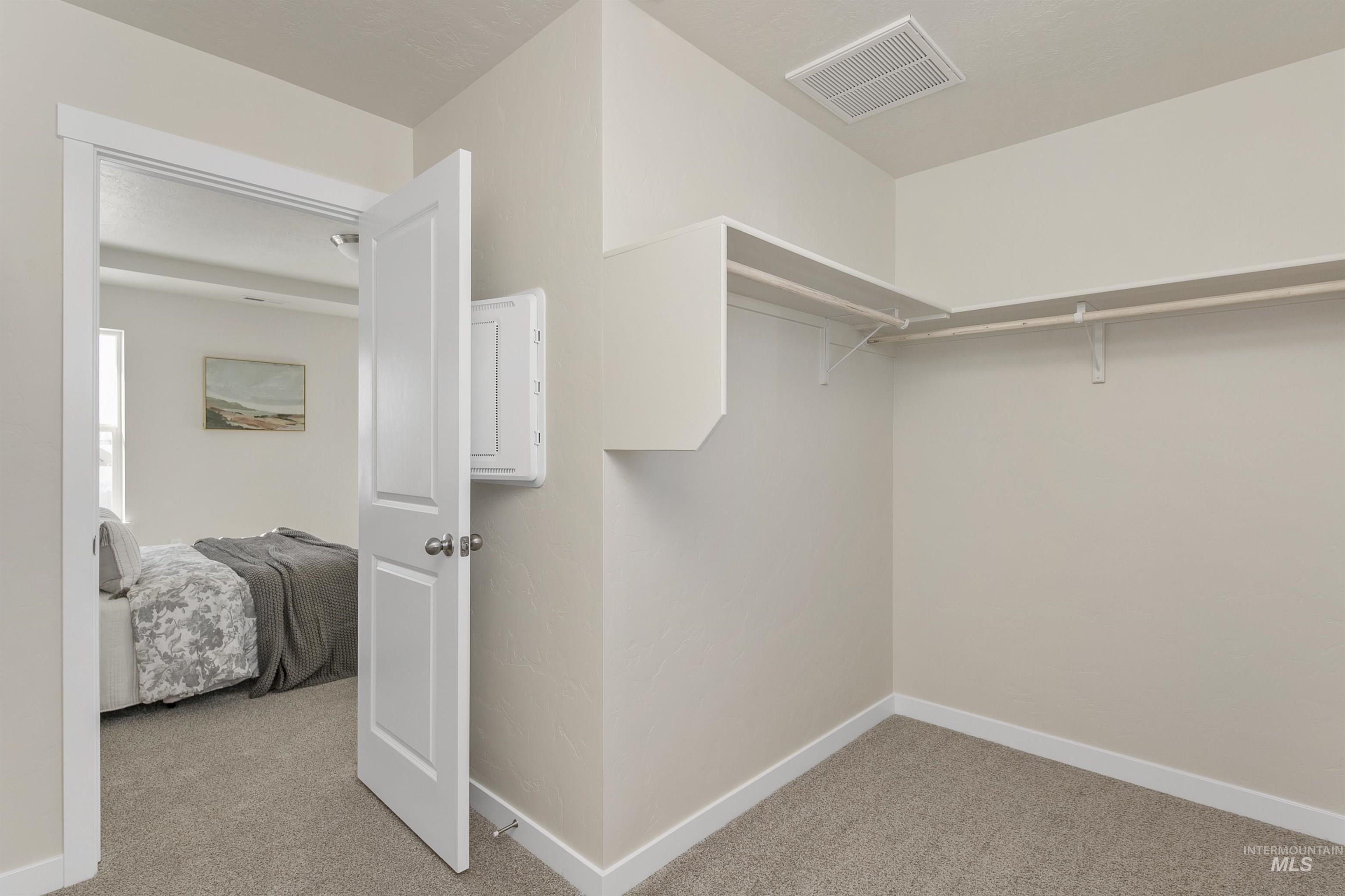 10155 Longtail Drive Property Photo 4