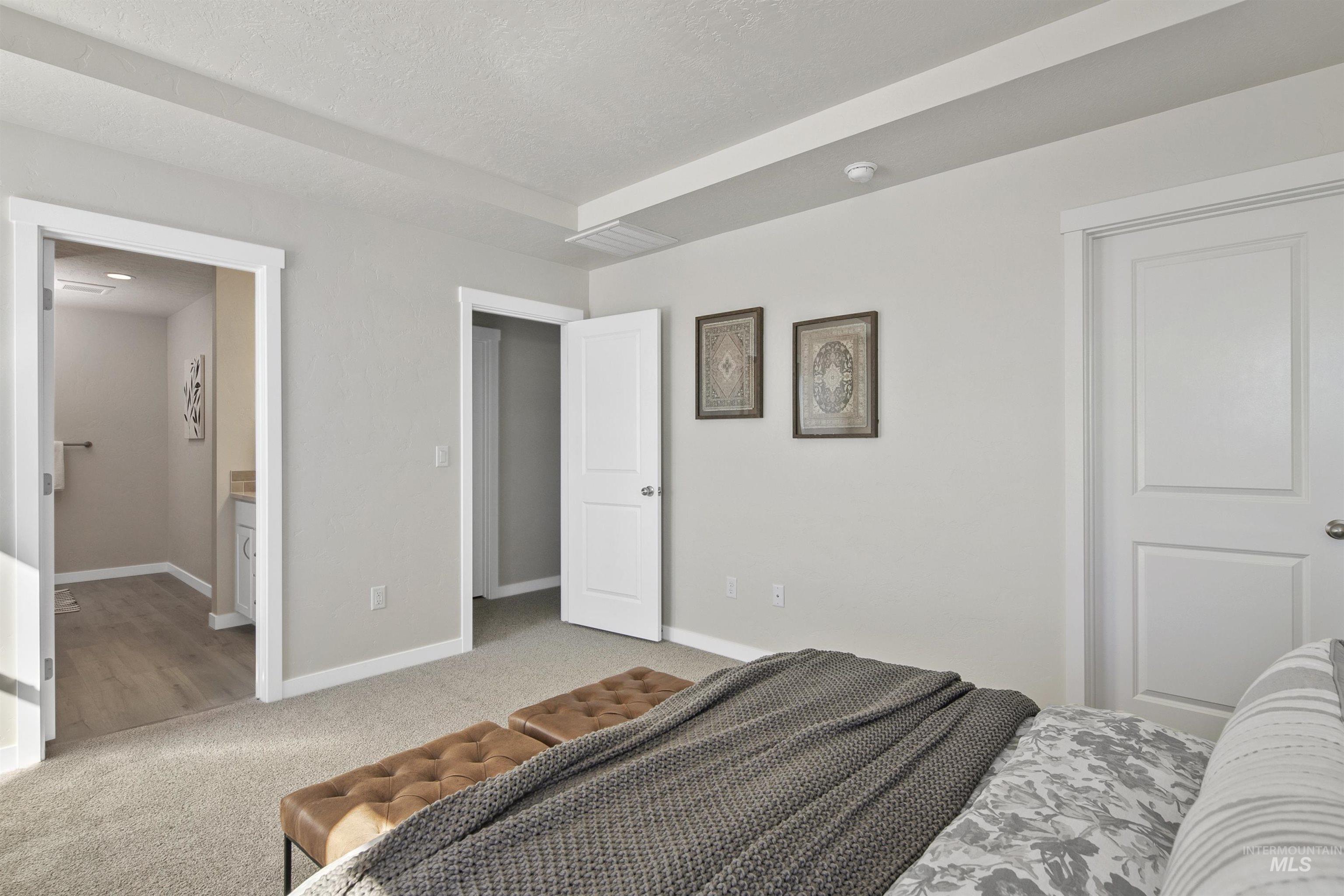 10155 Longtail Drive Property Photo 7