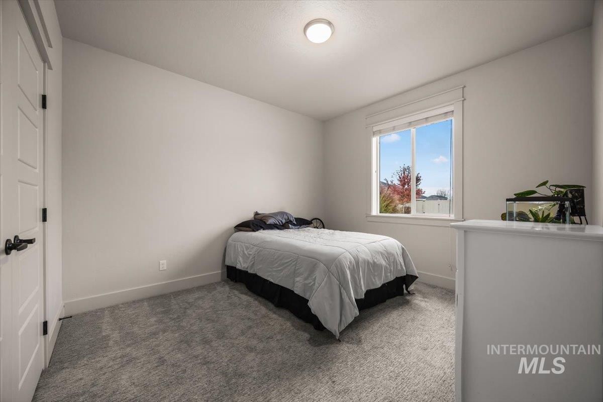 15296 Sequoia Grove Way Property Photo 5