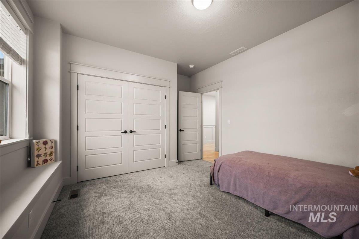15296 Sequoia Grove Way Property Photo 9