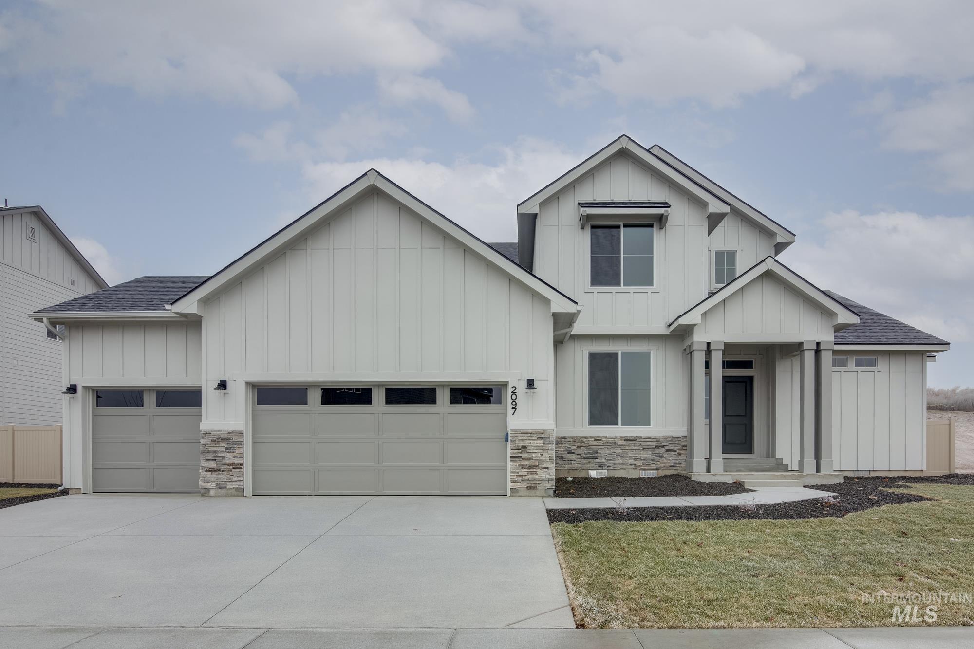 2097 S Grand Fork Way Property Photo