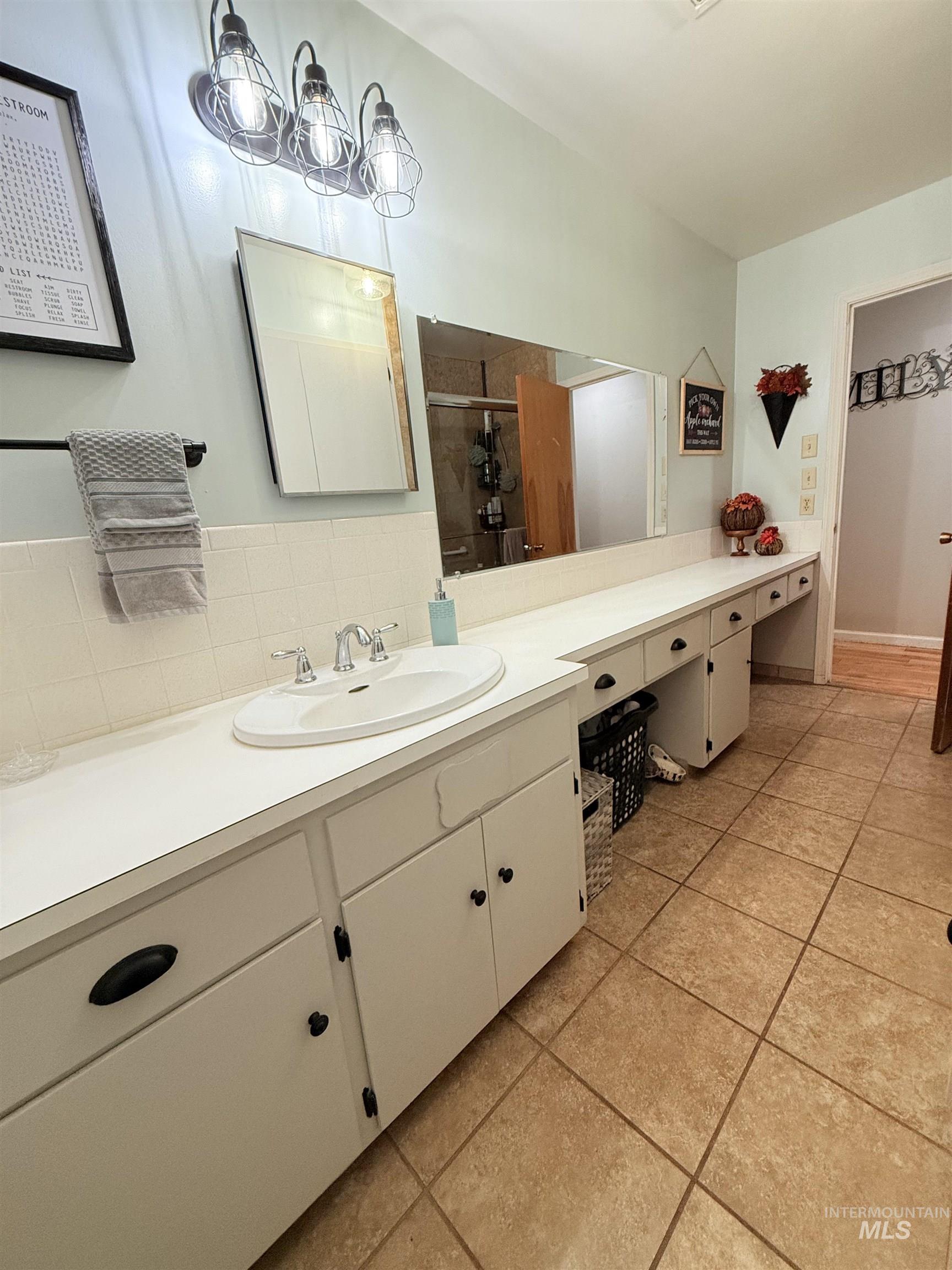 1703 14th Street Property Photo 27