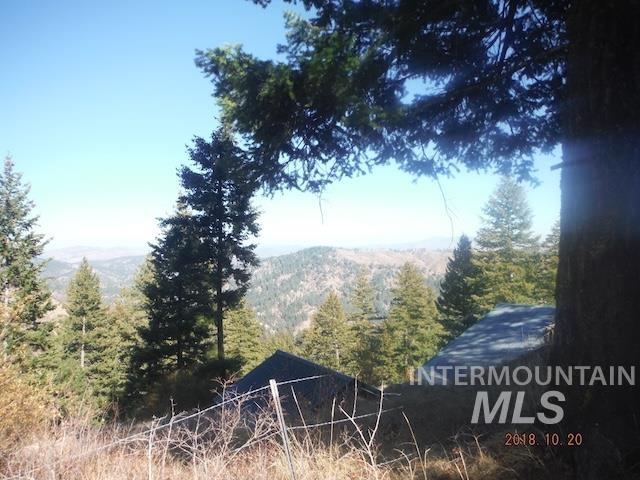270 Tollgate Rd Property Photo 3