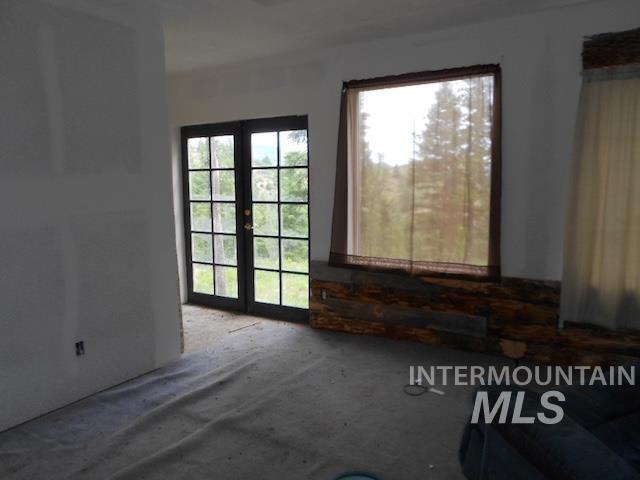270 Tollgate Rd Property Photo 9