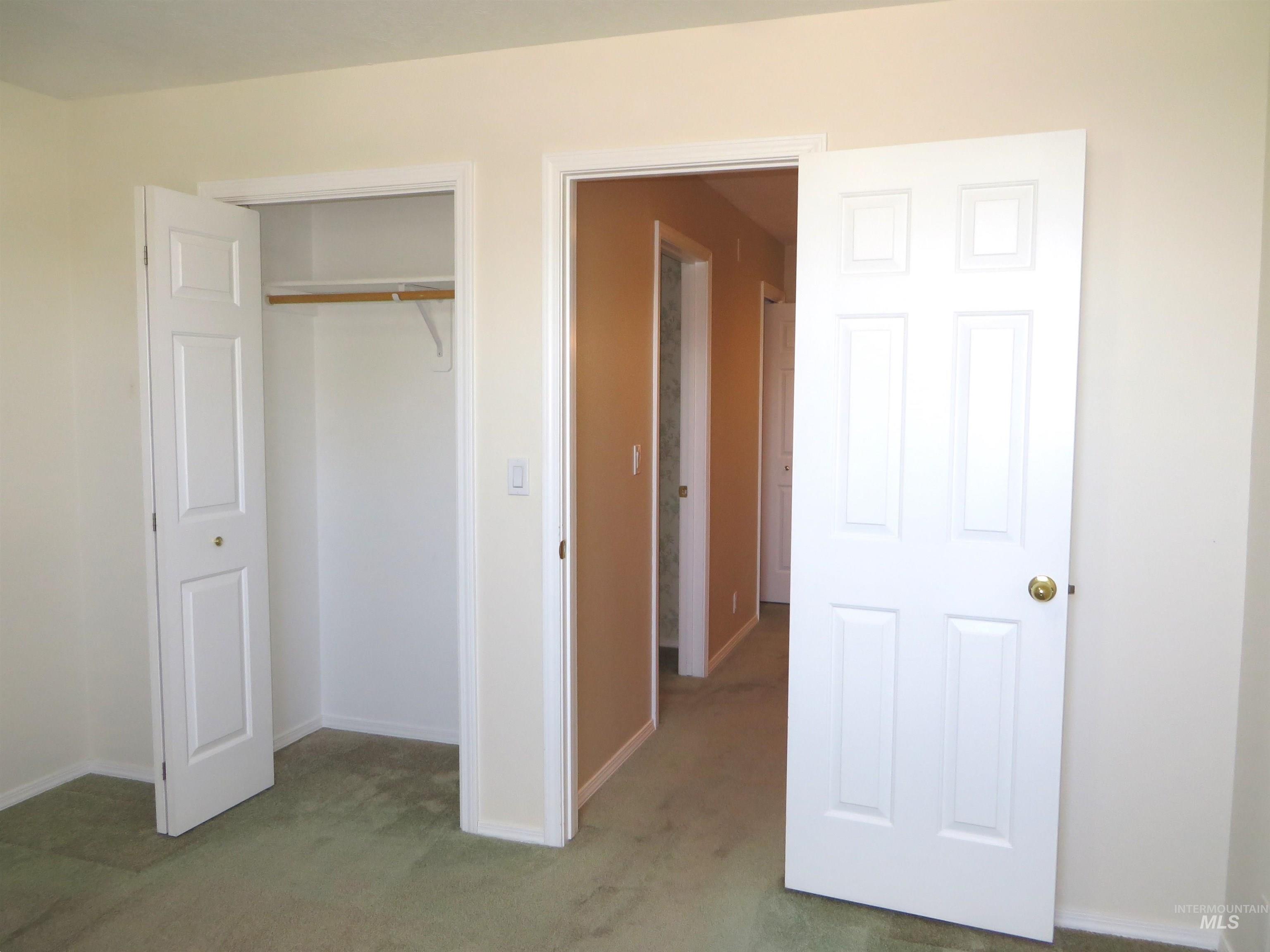 2509 Applewood Property Photo 29