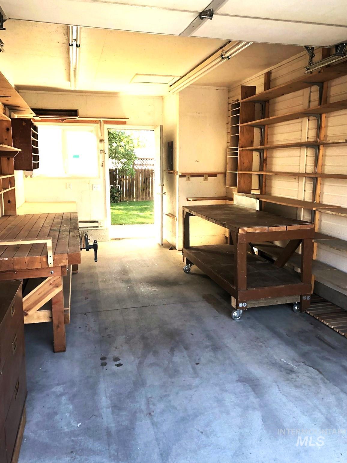 2509 Applewood Property Photo 45