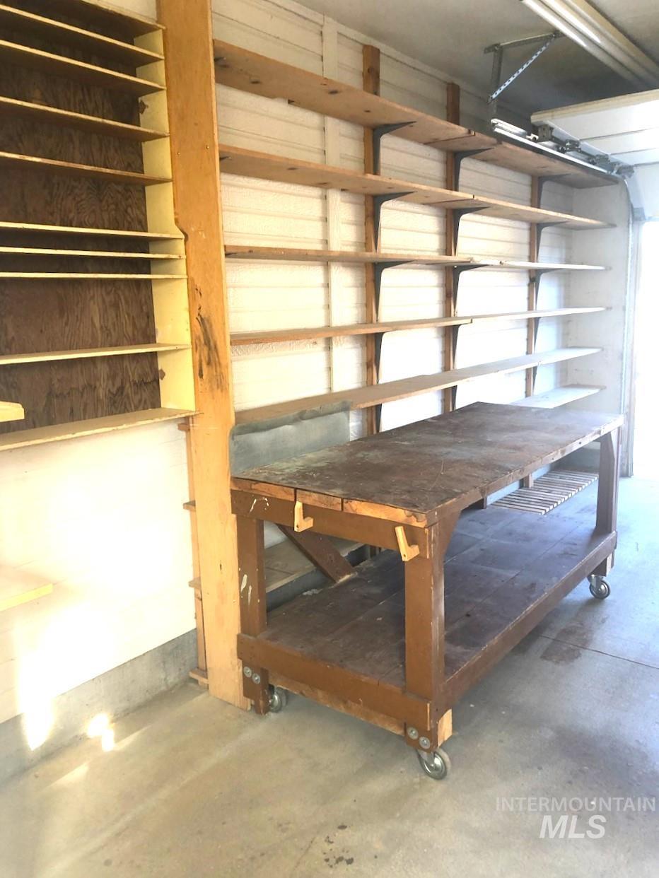 2509 Applewood Property Photo 46