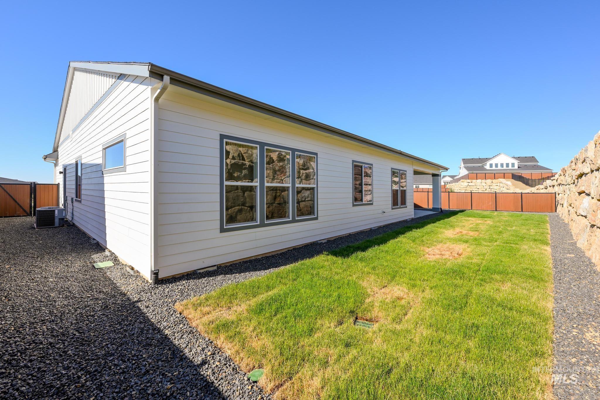 9818 W Nicasio Dr Property Photo 32