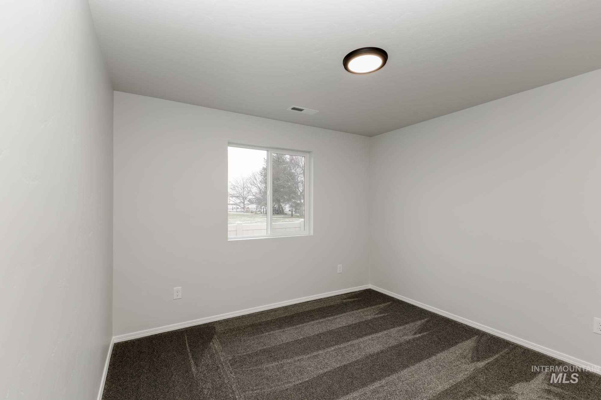 878 W Jasper St Property Photo 8