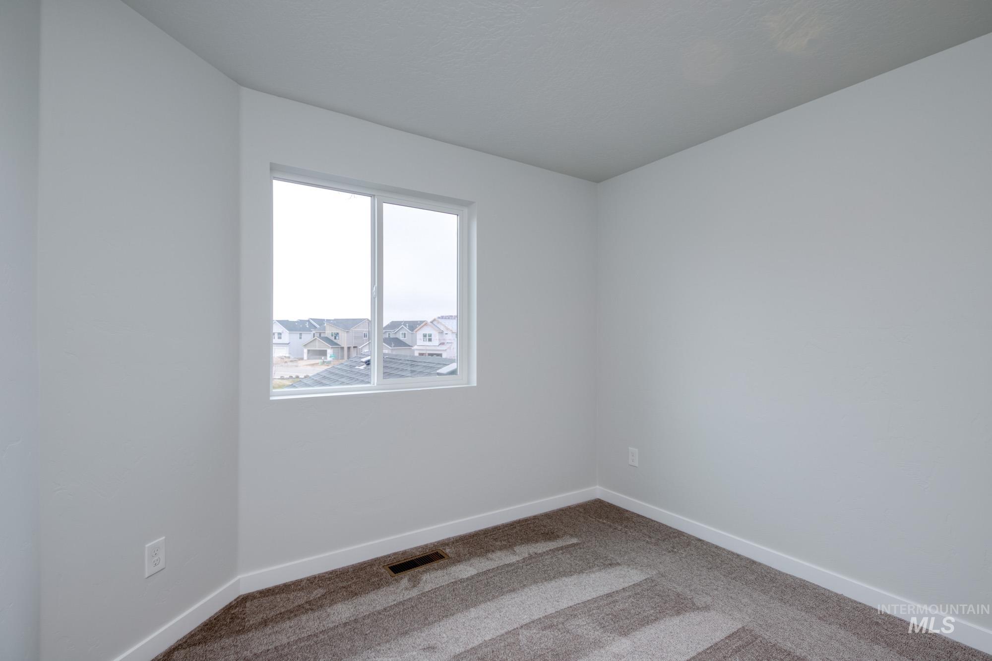 3620 W Meadowpine St Property Photo 12