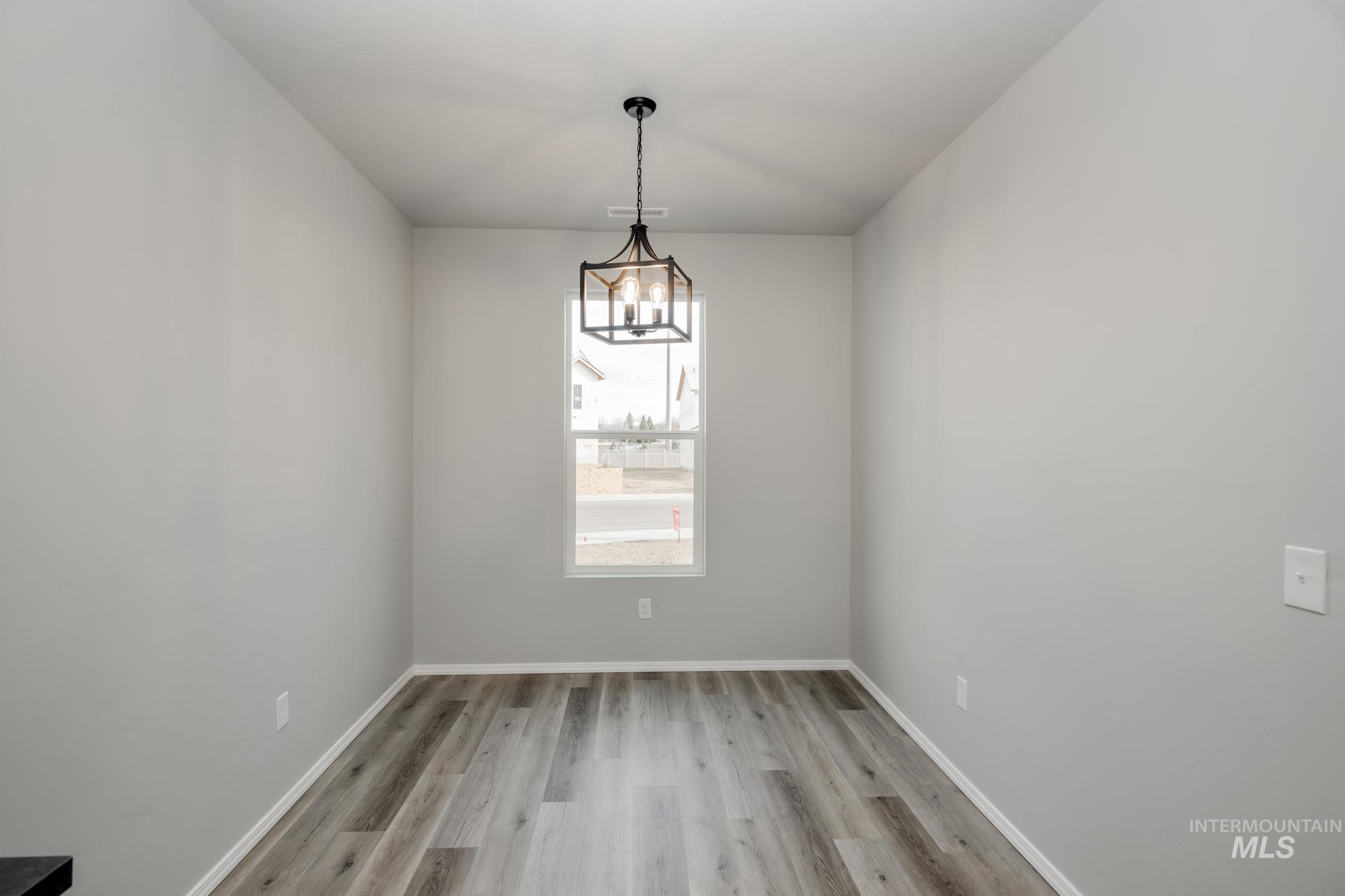 2483 W Opalite Dr Property Photo 7