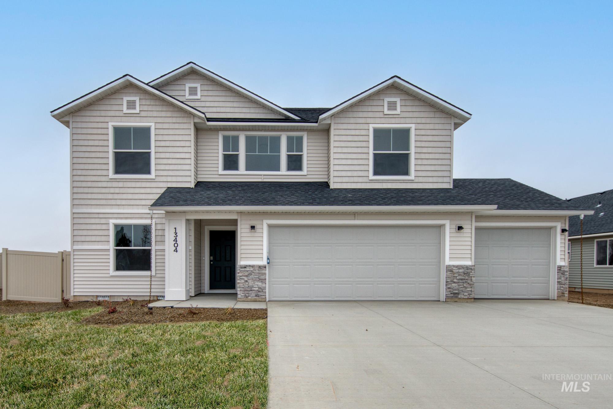 13404 Bank St Property Photo 1