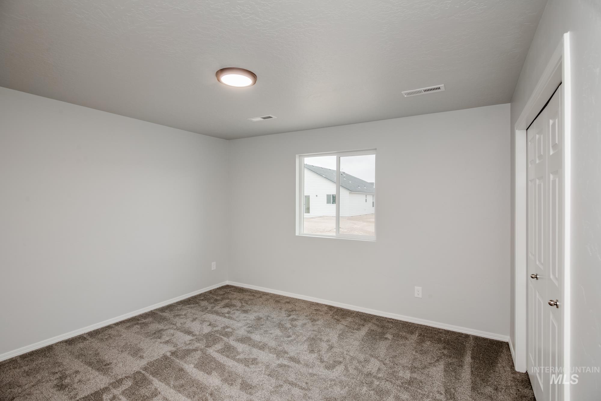 11189 W Peterborough St Property Photo 13