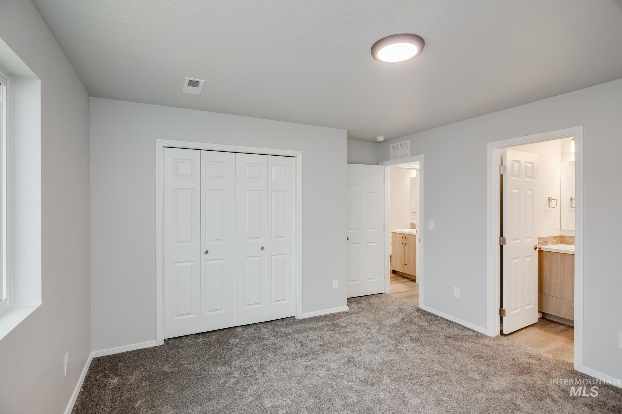 11189 W Peterborough St Property Photo 14