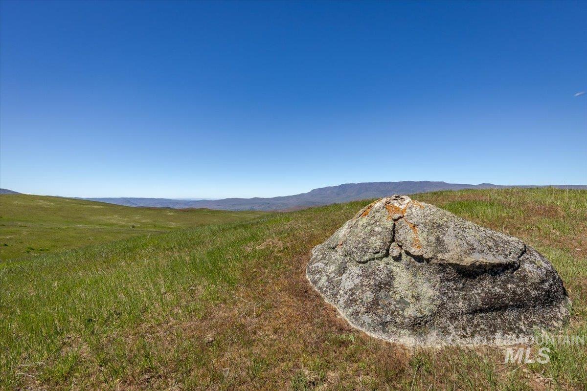 277 Acres Timber Butte Rd Property Photo 19
