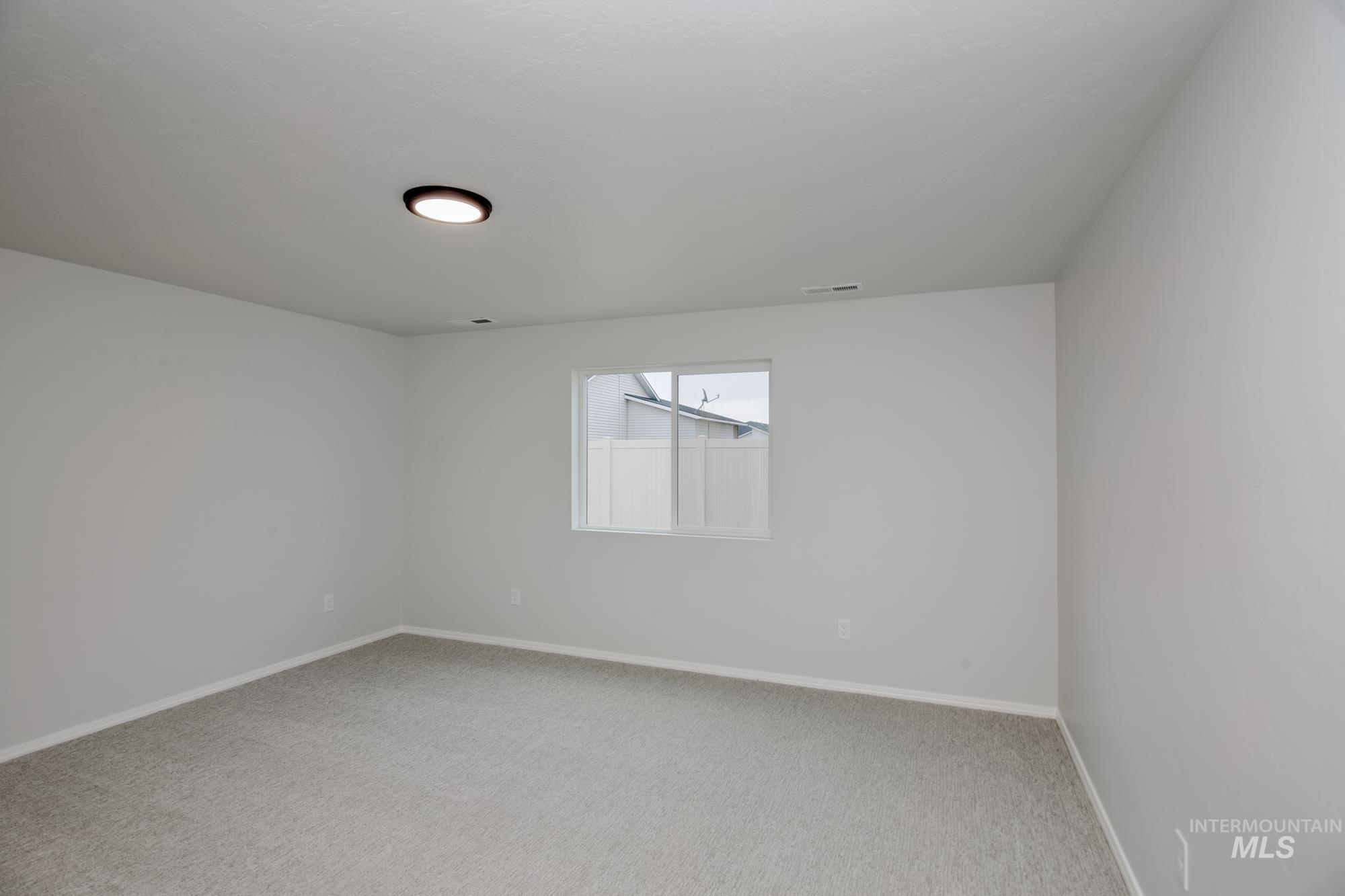 16390 Whitley Ave Property Photo 17