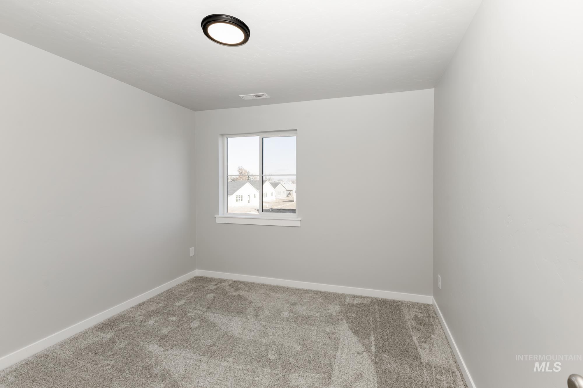 2703 N Silver Wolf Ave Property Photo 19