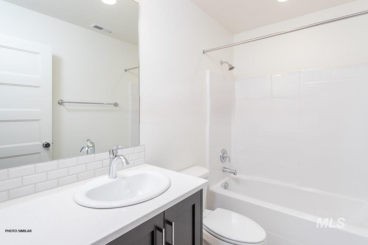 1315 N Webb Way Property Photo 21