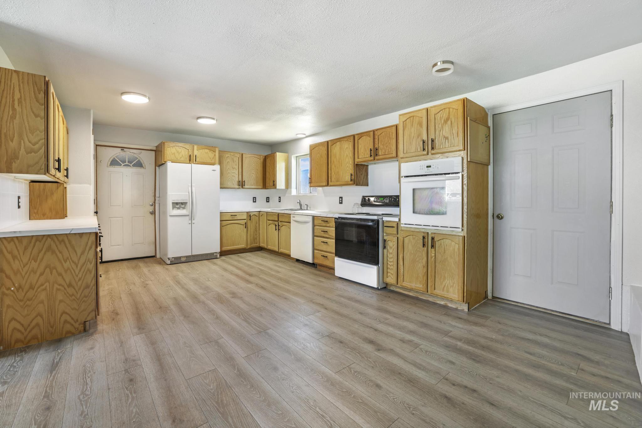 3565 S. 4500 E. Property Photo 8