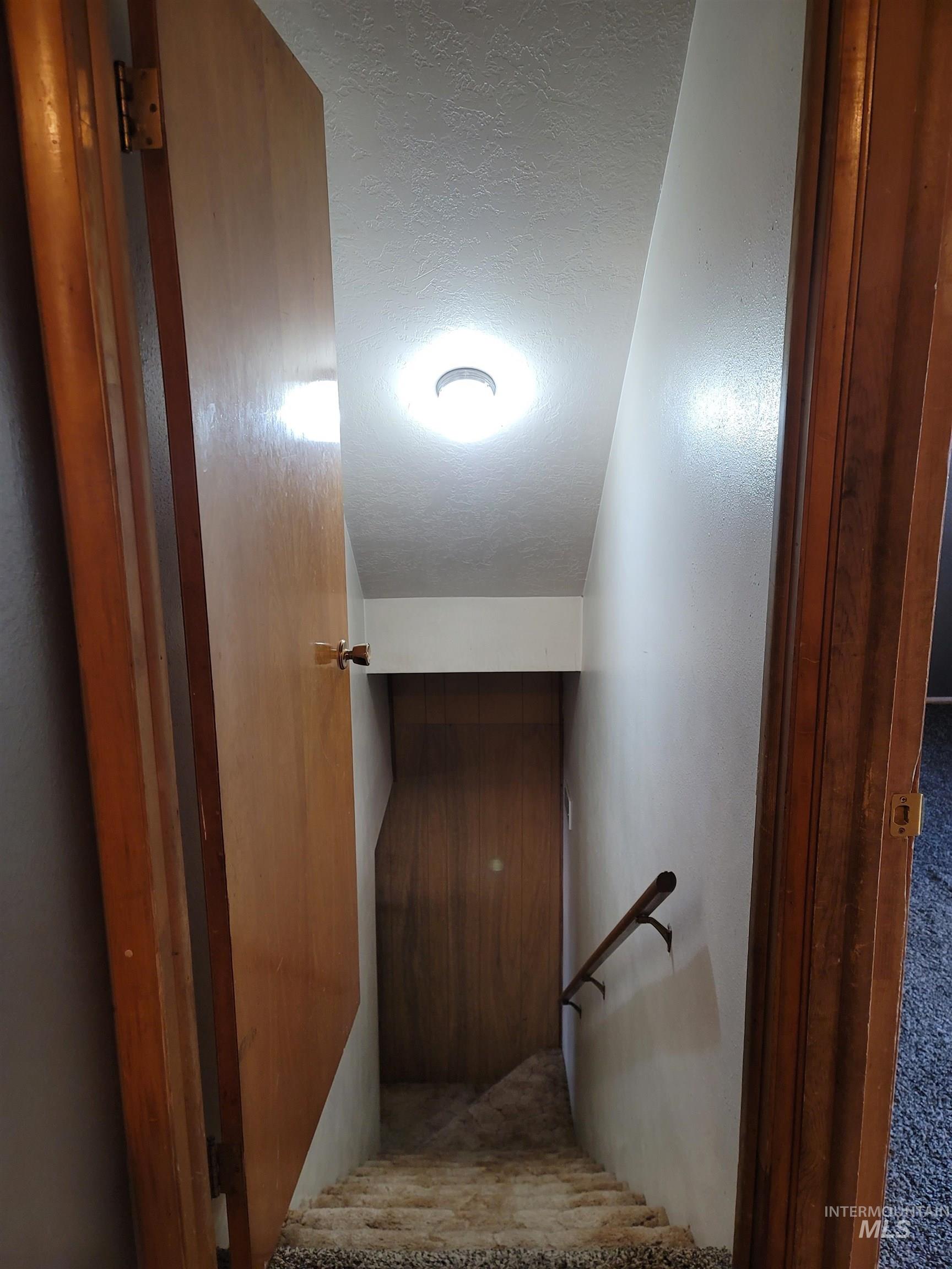 939 N Eisenhower Street Property Photo 14