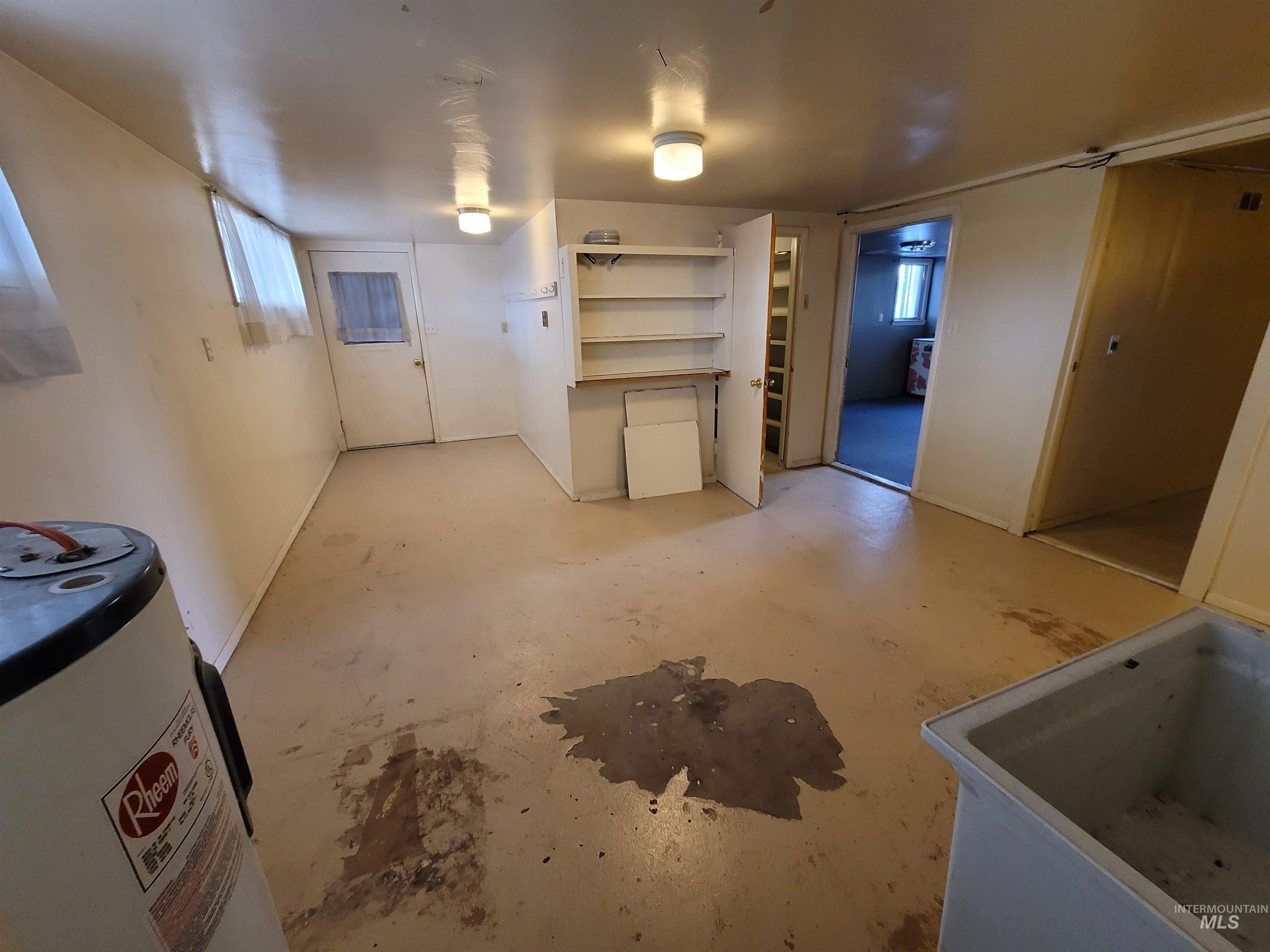 939 N Eisenhower Street Property Photo 25