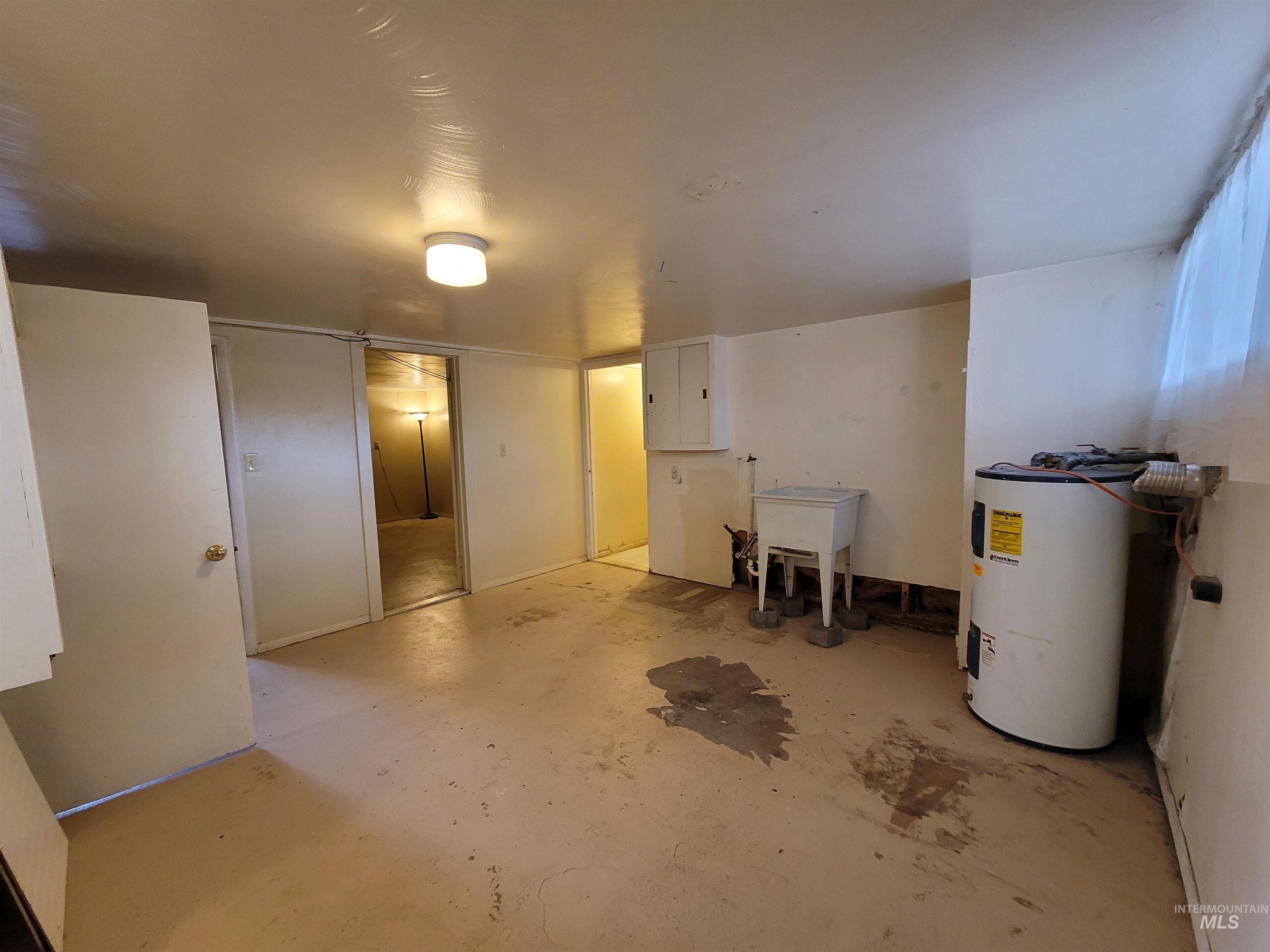 939 N Eisenhower Street Property Photo 28