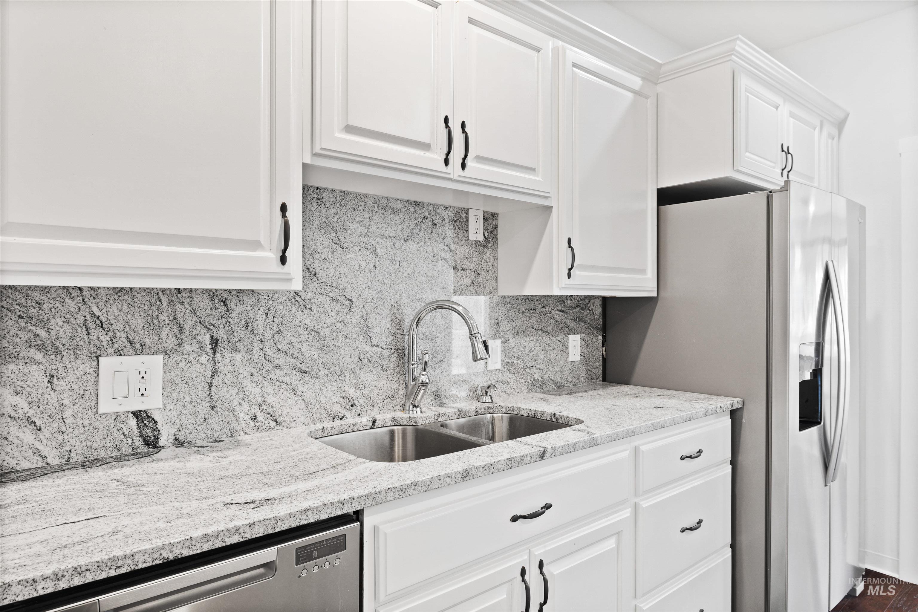 4060 N 1200 E Property Photo 16