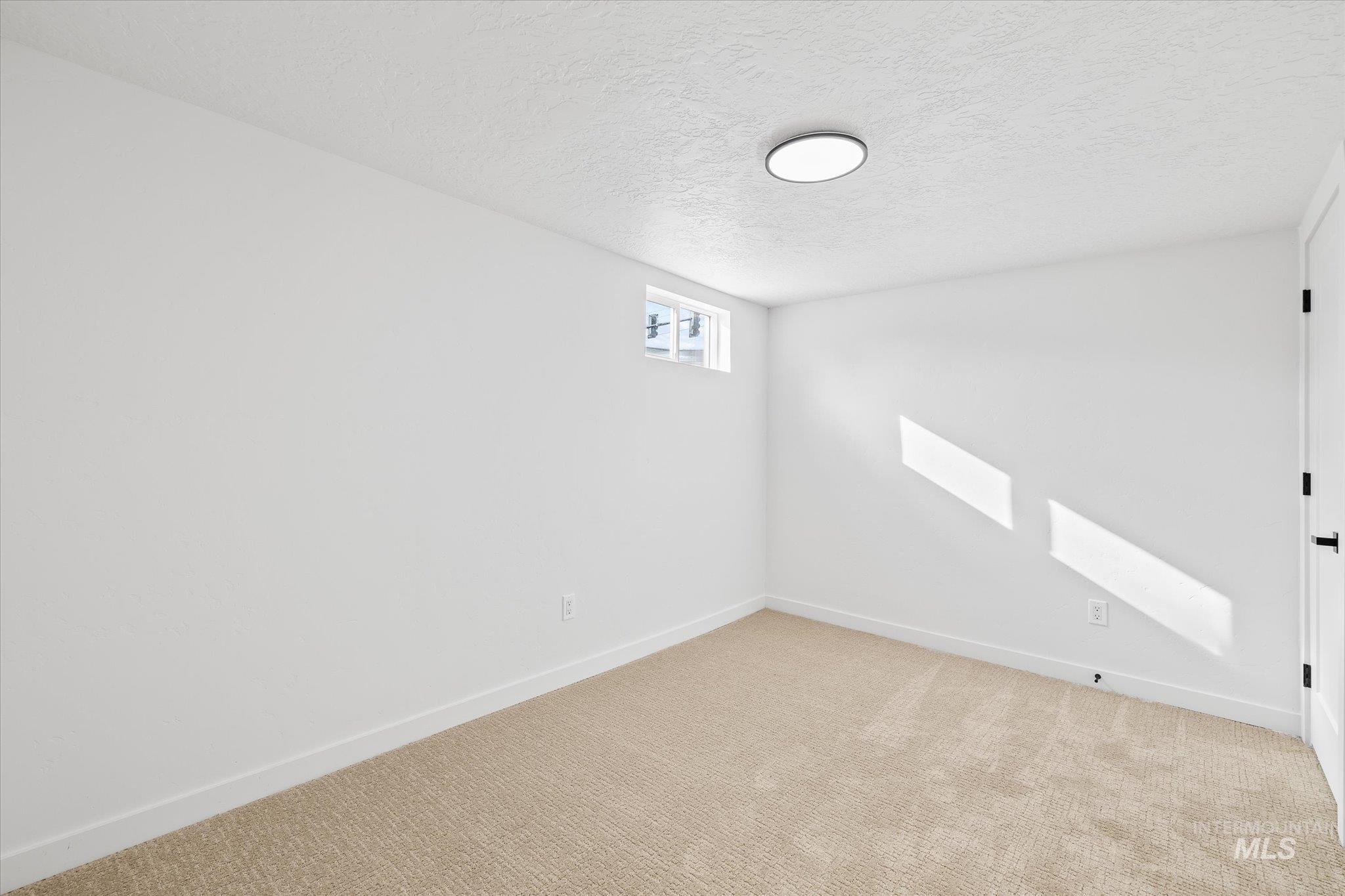 4518 W Emerald St. Property Photo 29