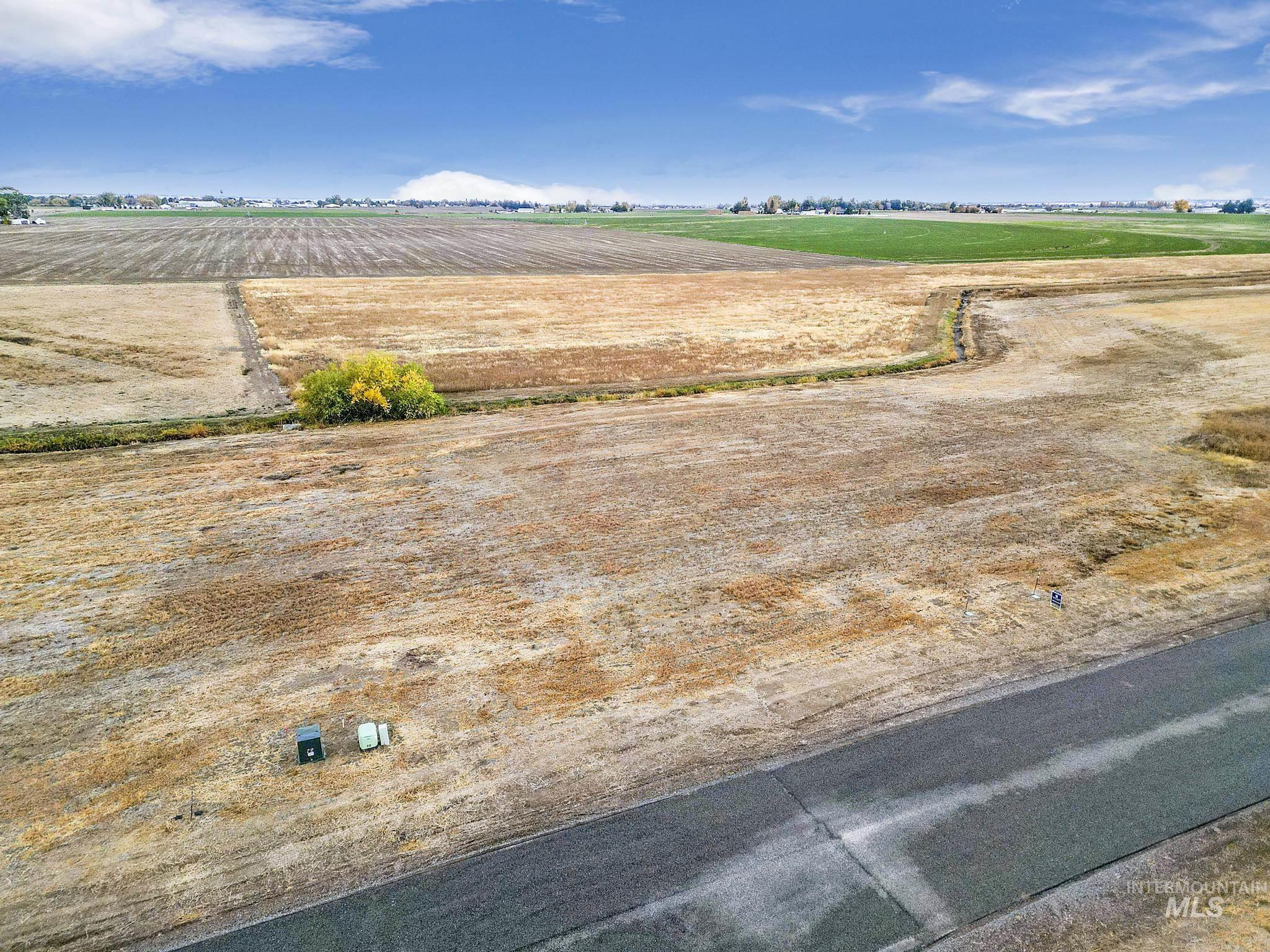 3713 N 3664 E Property Photo 4