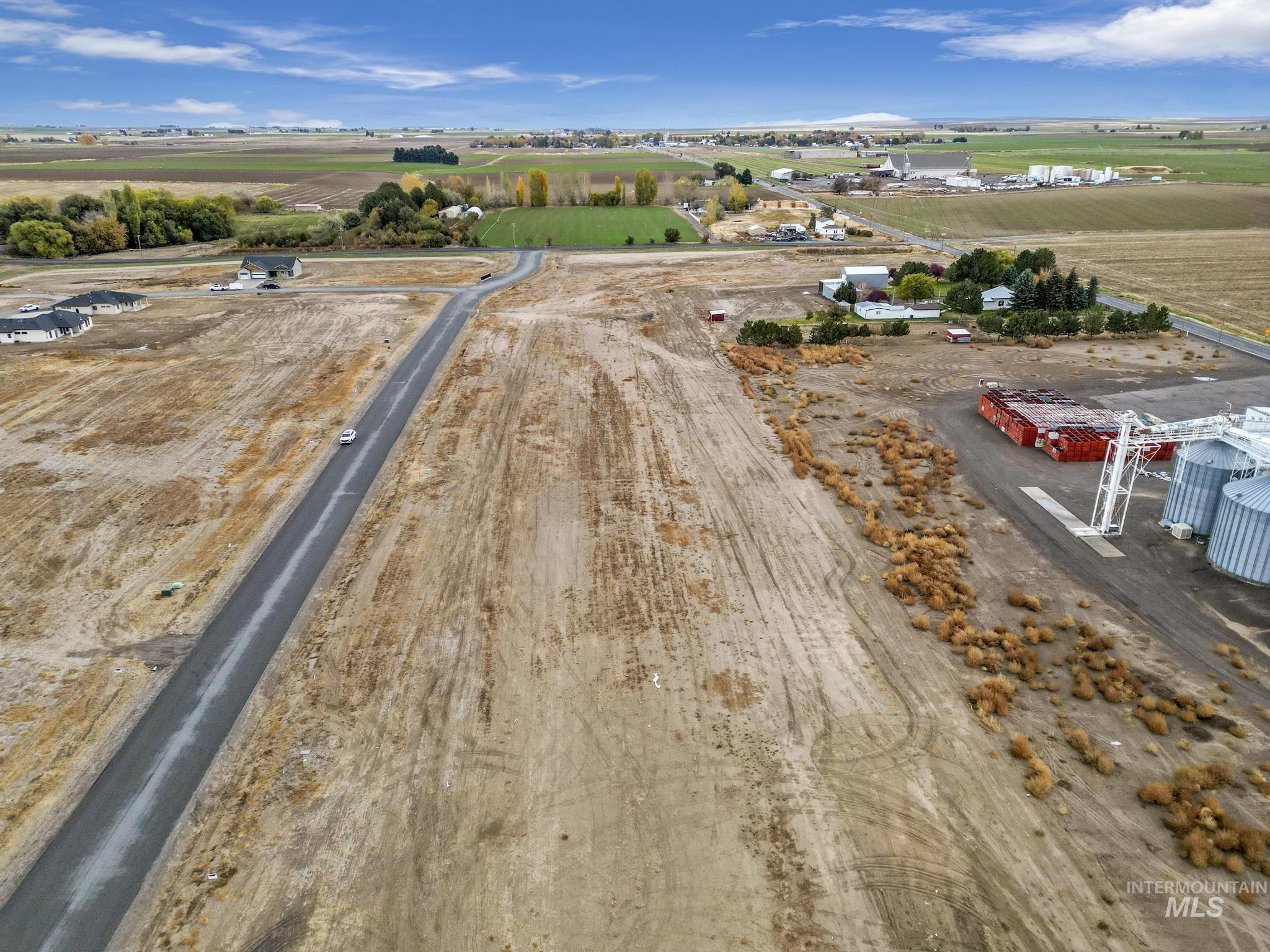 3681 E 3711 N Property Photo 14