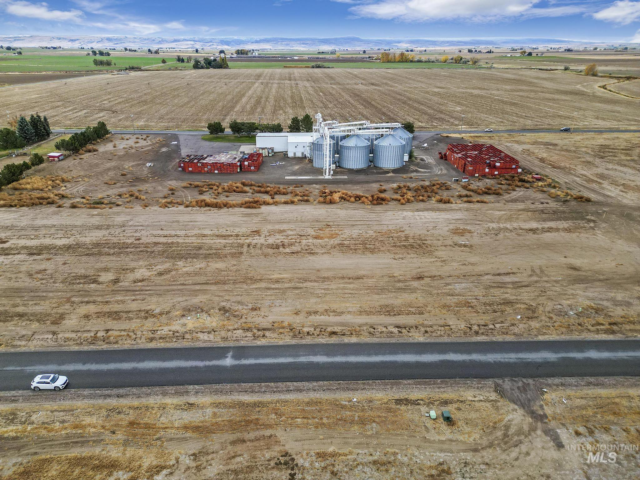 3681 E 3711 N Property Photo 17