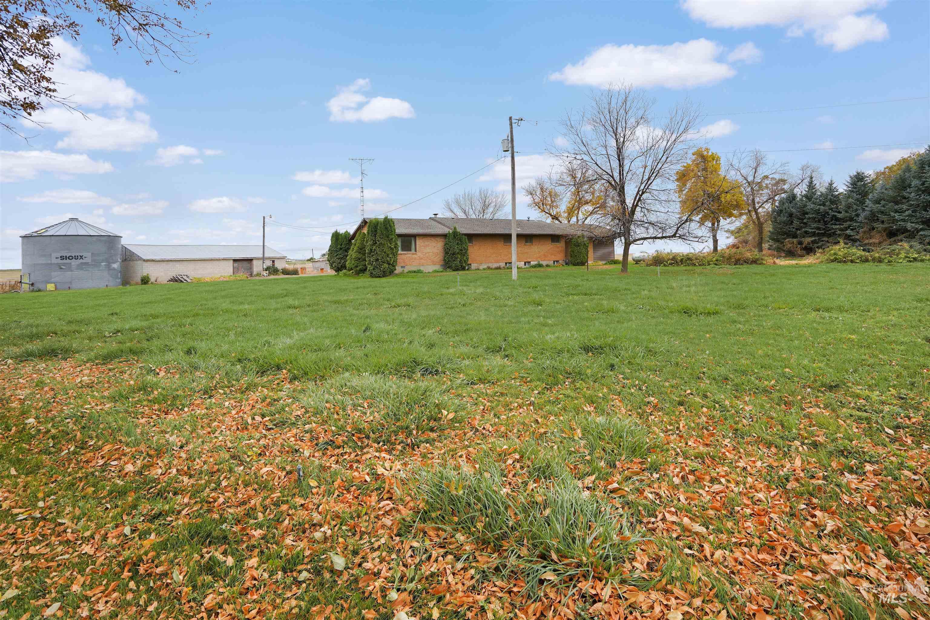 425 W 700 N Property Photo 22