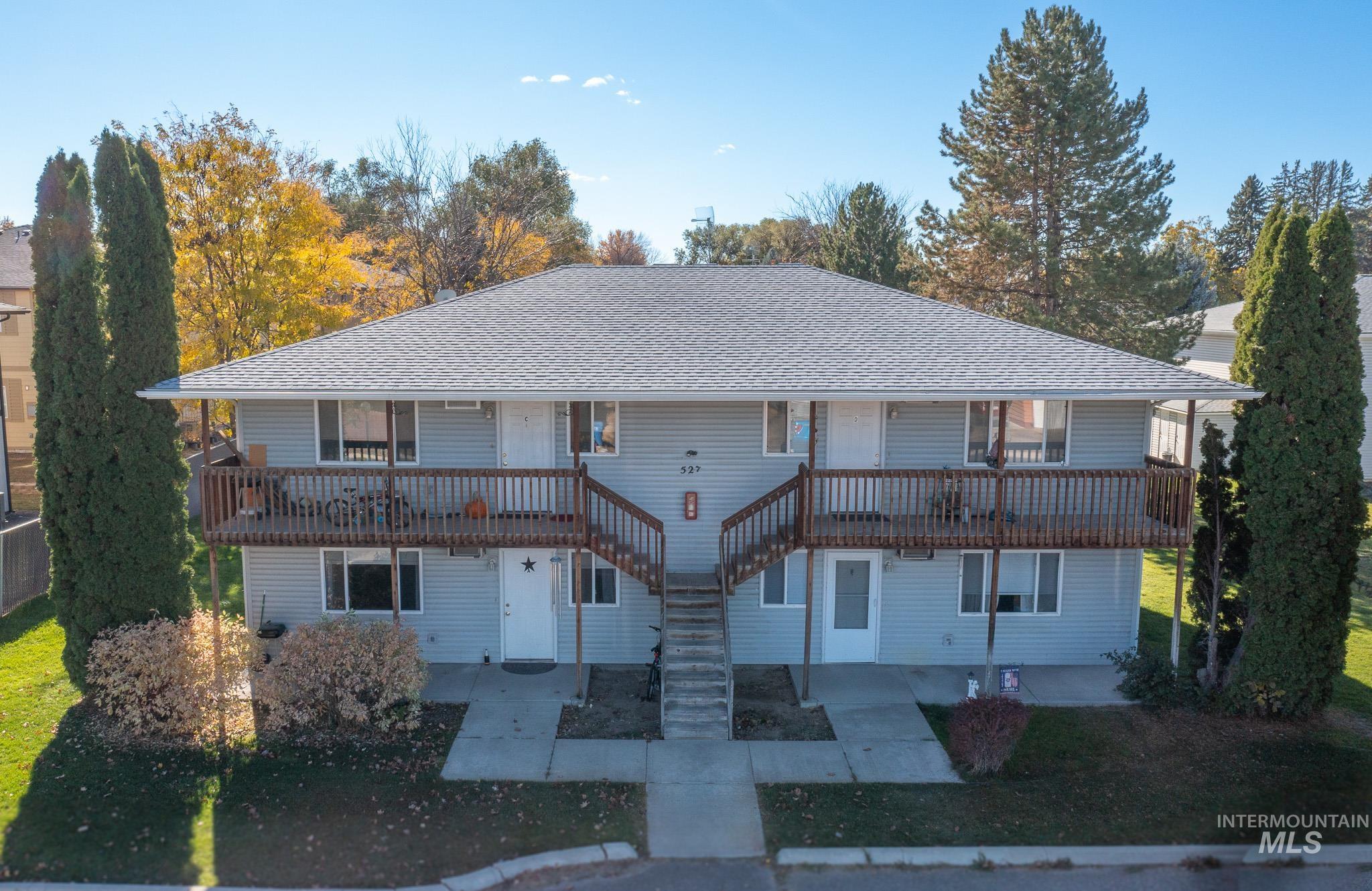 527 Borah Ave. W Property Photo