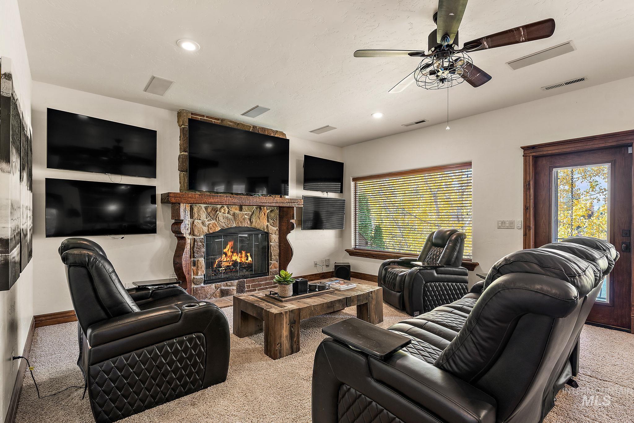 1775 S Aspen River Way Property Photo 41