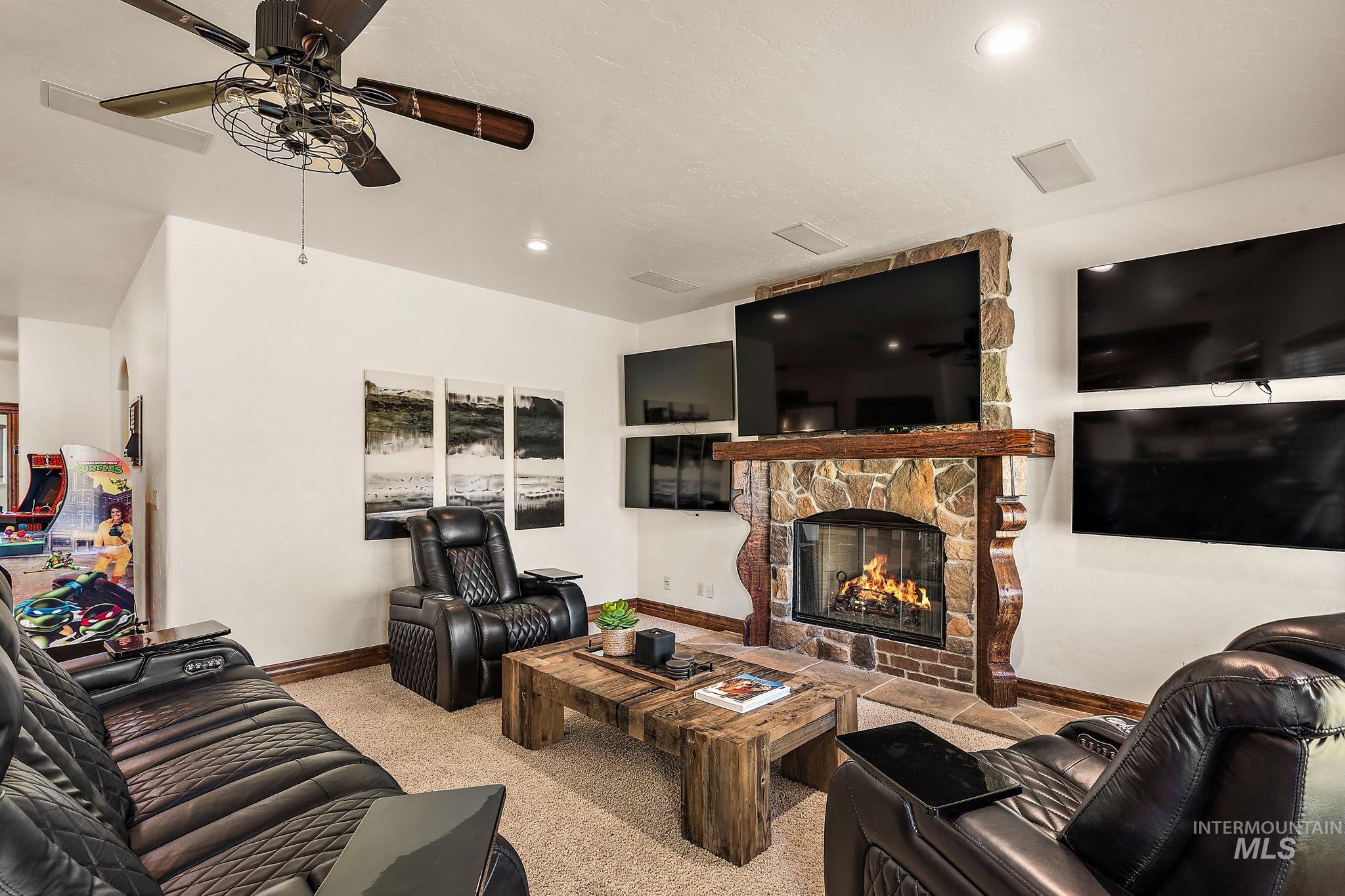 1775 S Aspen River Way Property Photo 42